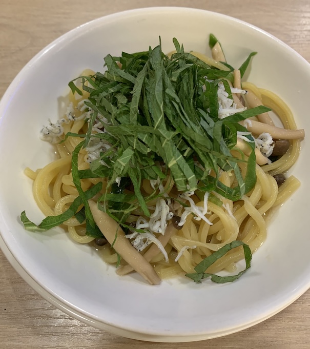 ガスト しらすと九条ネギ出汁醤油パスタ