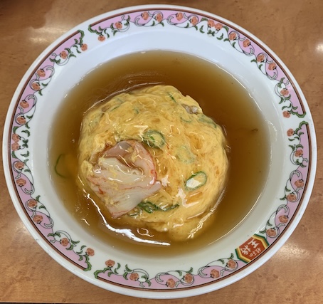 餃子の王将の天津飯 醤油ベース